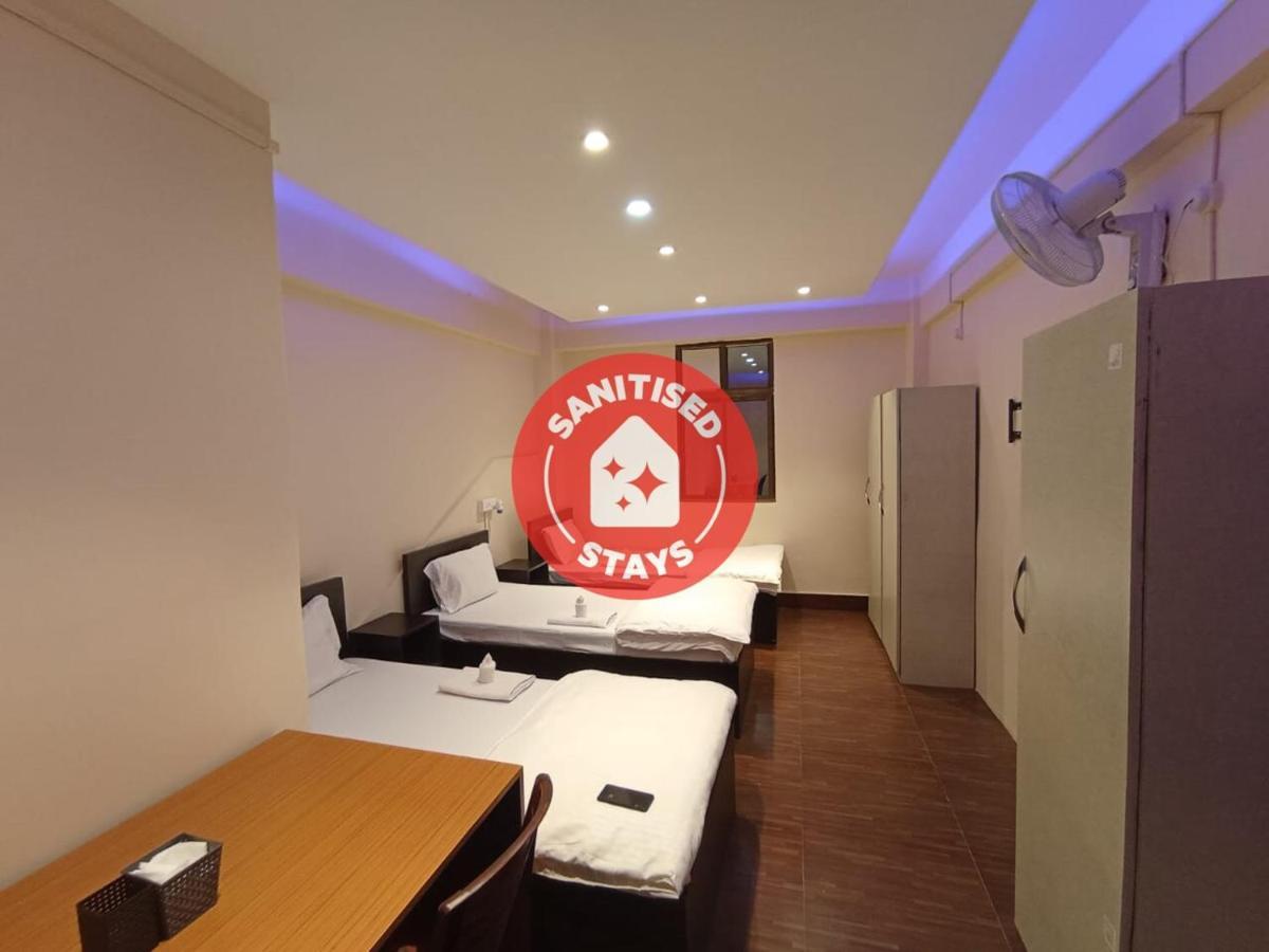 OYO 87714 Thangal Hotel Imphal Bagian luar foto